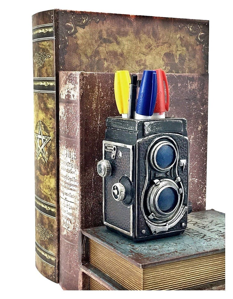 Bellaa 21390 Camera Pen Pencil Holder Retro Antiques Desk Organizer Bookends Bookshelves Old World Vintage Collectible Decor - Image 2